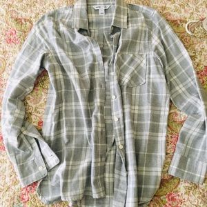 Old Navy Plaid Long-Sleeve Shirt